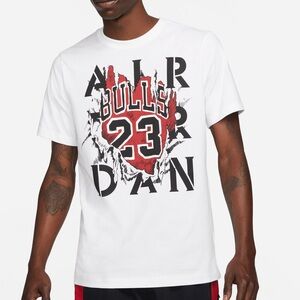 Nike White and Red Bulls Graphic Men's Tee